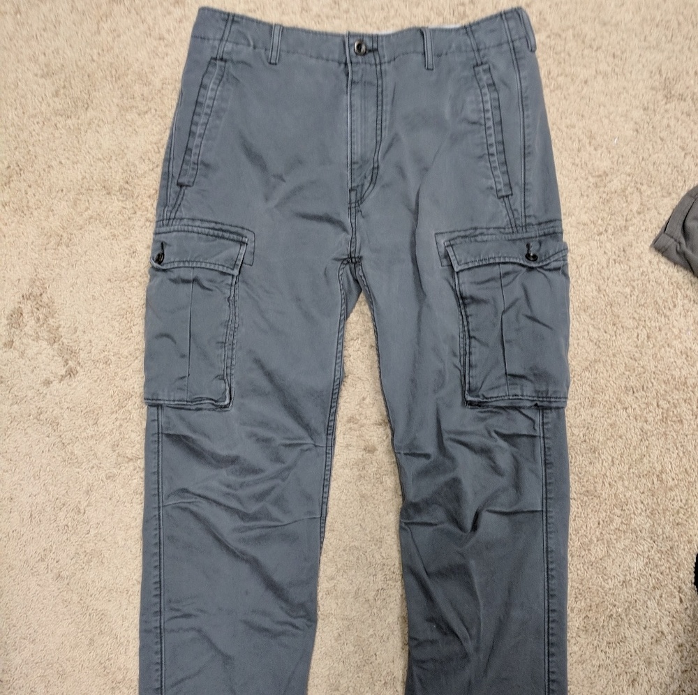 Levi's cargo pants grey
